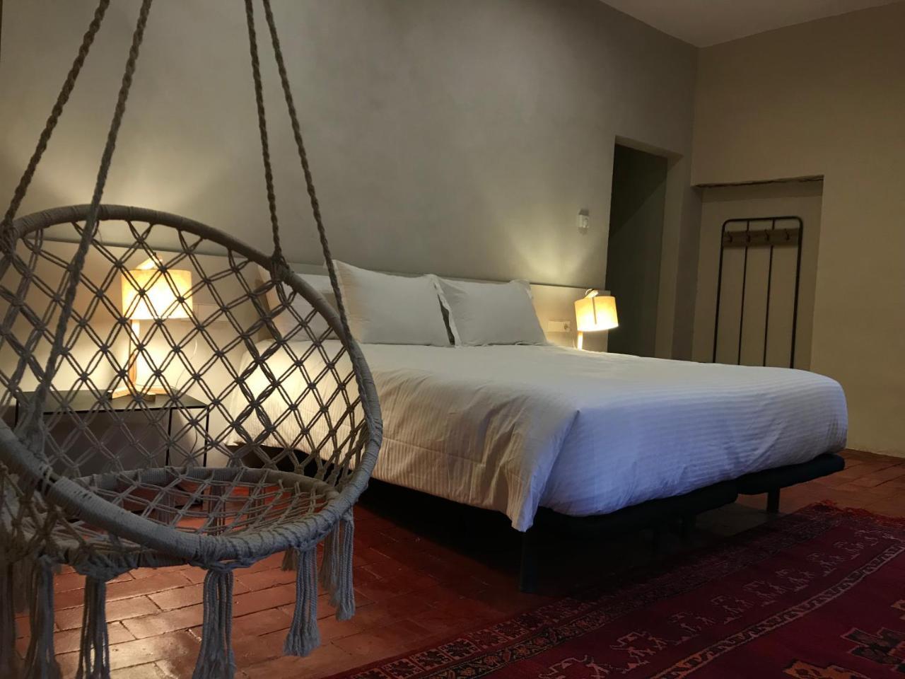 Hostal de Bianya La Vall de Bianya Bagian luar foto